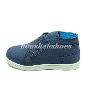 Skateboard shoes kids low cut 13