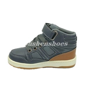 Skateboard shoes kids low cut 16