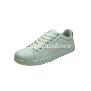 Skateboard shoes-men low cut 11